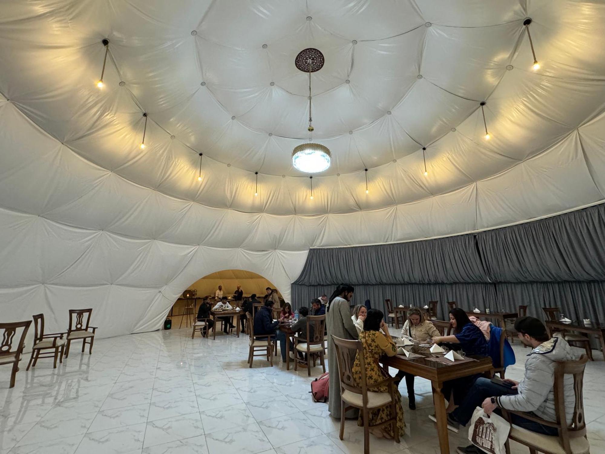 Wadi Rum Anwar Luxury Camp Zewnętrze zdjęcie
