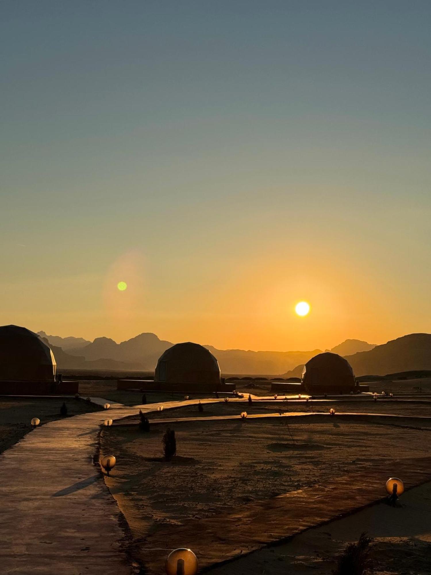 Wadi Rum Anwar Luxury Camp Zewnętrze zdjęcie