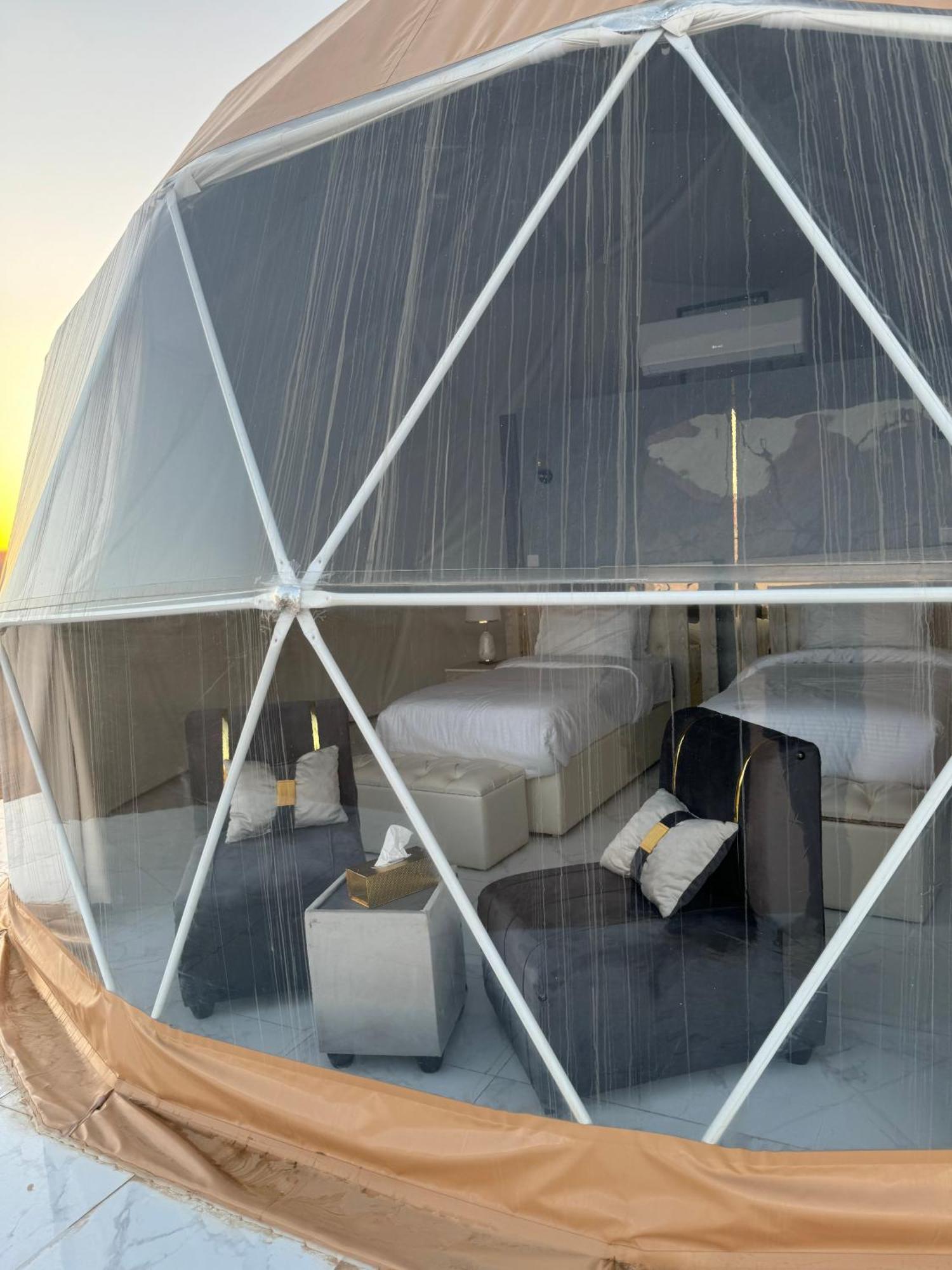 Wadi Rum Anwar Luxury Camp Zewnętrze zdjęcie