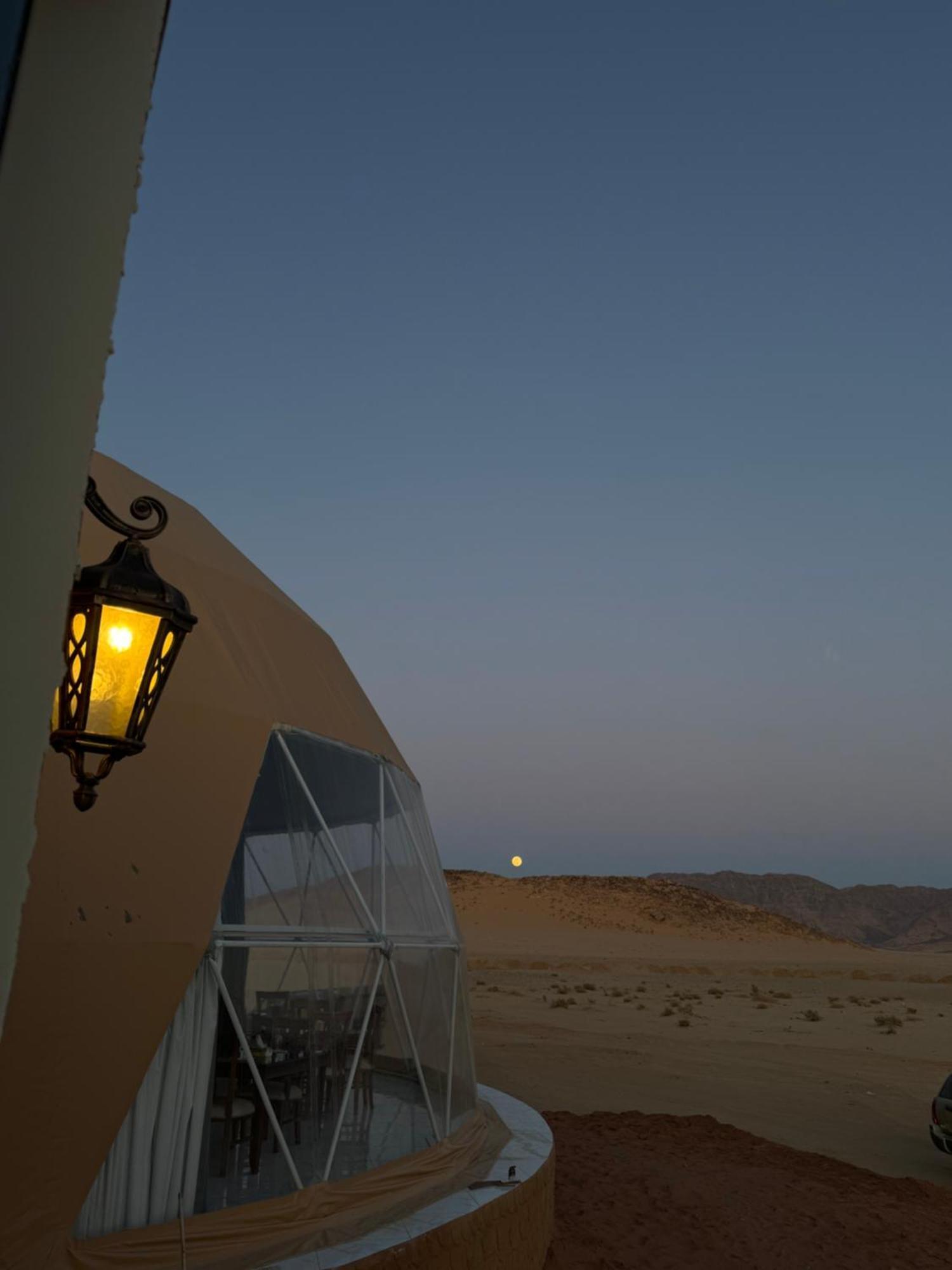 Wadi Rum Anwar Luxury Camp Zewnętrze zdjęcie