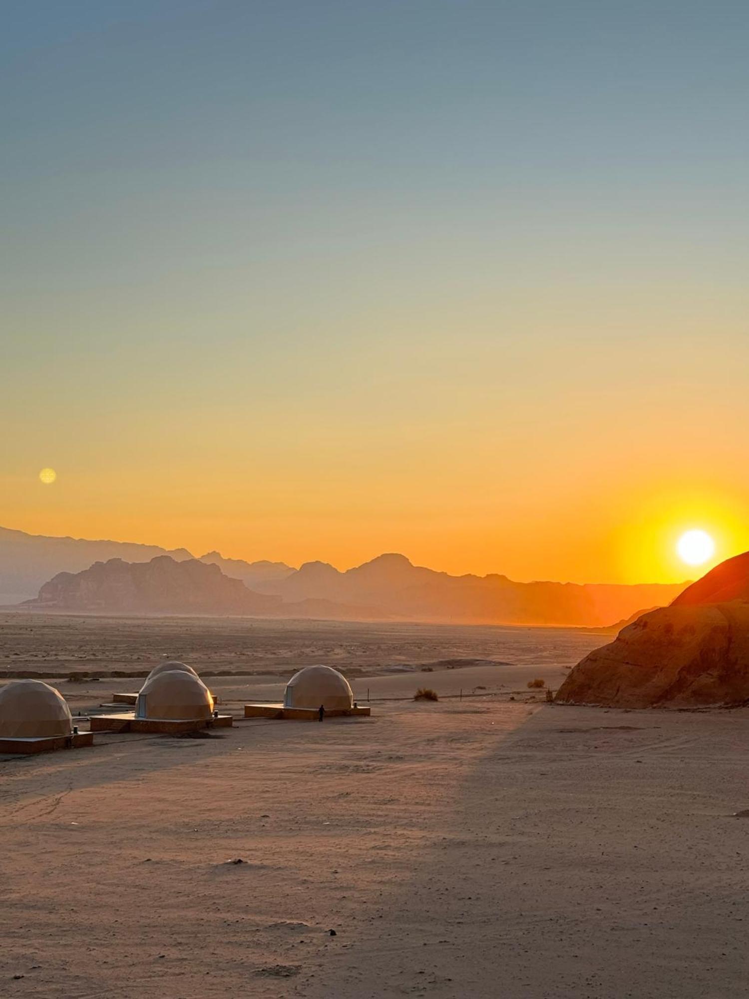 Wadi Rum Anwar Luxury Camp Zewnętrze zdjęcie