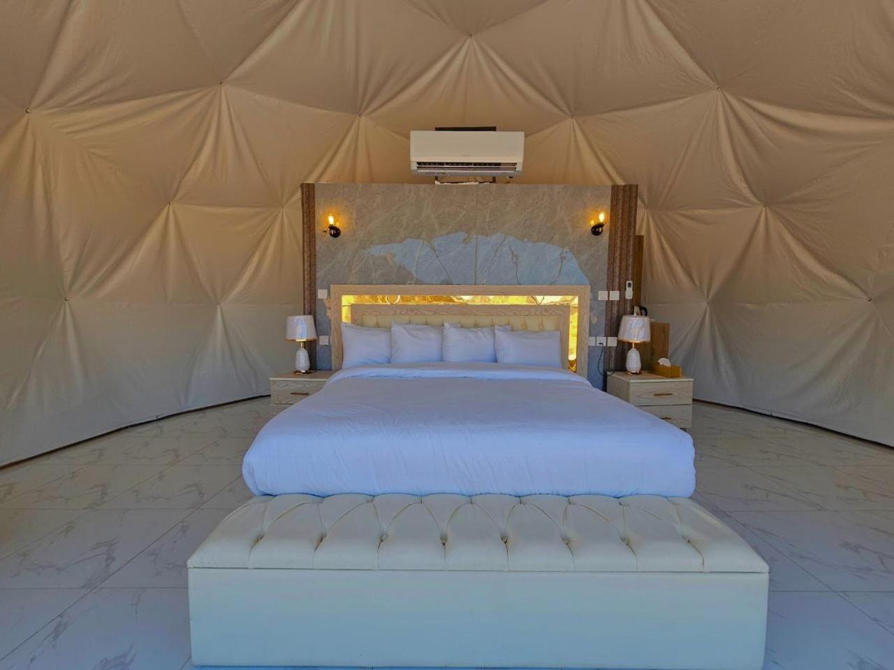 Wadi Rum Anwar Luxury Camp Zewnętrze zdjęcie