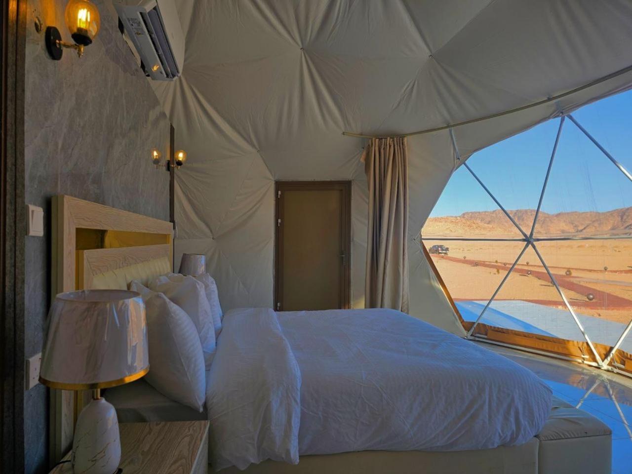 Wadi Rum Anwar Luxury Camp Zewnętrze zdjęcie