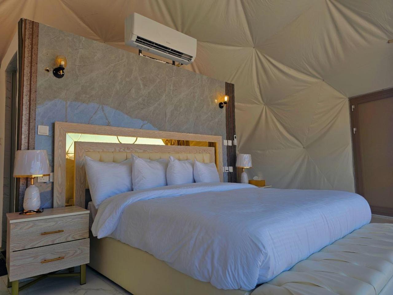 Wadi Rum Anwar Luxury Camp Zewnętrze zdjęcie